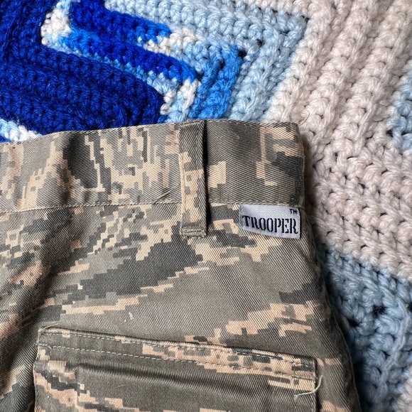 Kids Camouflage Air Force Cargo Pants 4T - Picture 4 of 4